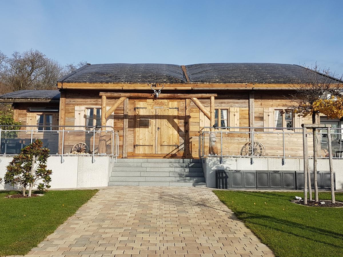 Koepfers Steinbuck Hotel Bischoffingen Exterior photo